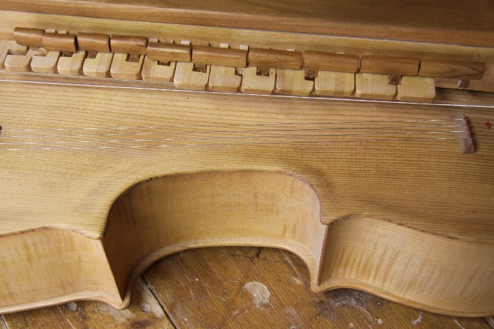 Cello- oder Gambenleier – Detail